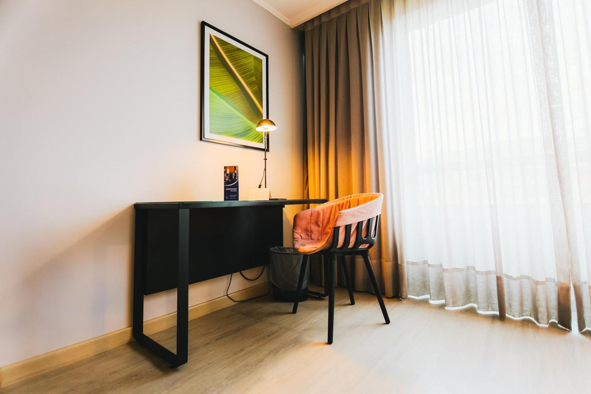 Novotel Santiago Las Condes Bagian luar foto